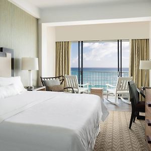 Diamond Oceanfront King Room Roll Shower Mobility Hearing Accessible